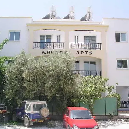 Renos Apts 3* Polis