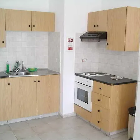 Hotel Renos Apts 3*